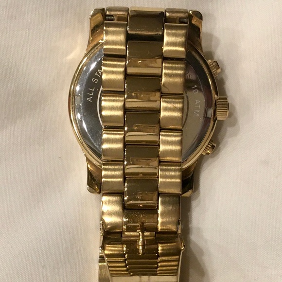 Michael Kors Women's Runway Gold-Tone Watch MK5055 - Picture 4 of 8